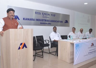Interactive Session with Dr. Murugesh R Nirani, Hon'ble Minister for Large & Medium Industries, Govt. of Karnataka